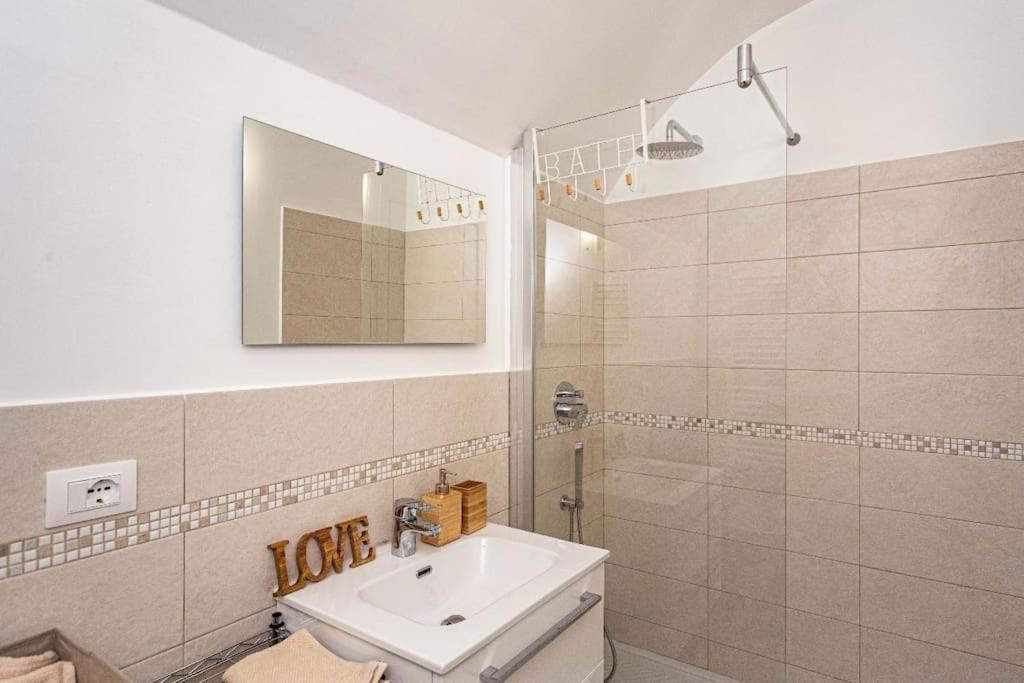 Ferienwohnung Casa Nel Cuore Della Citta Rapallo Exterior foto